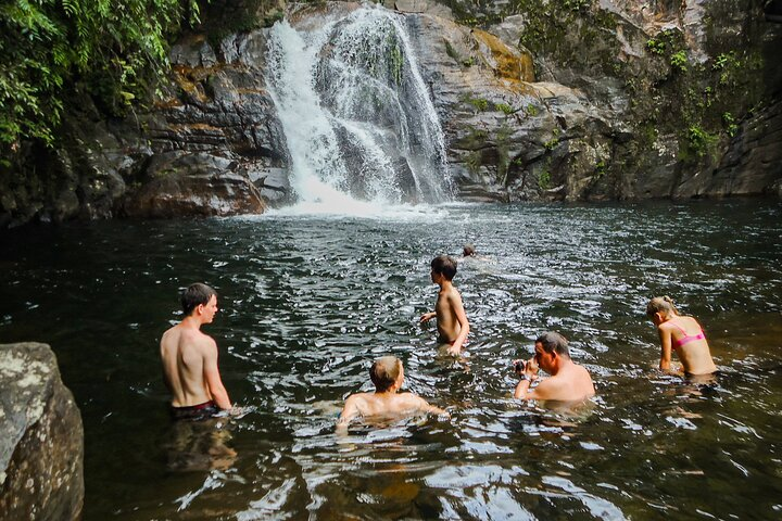 Kekuna Ella Waterfall